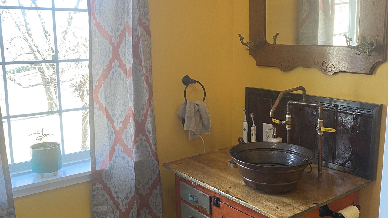 Photo of Bathroom in Maryville