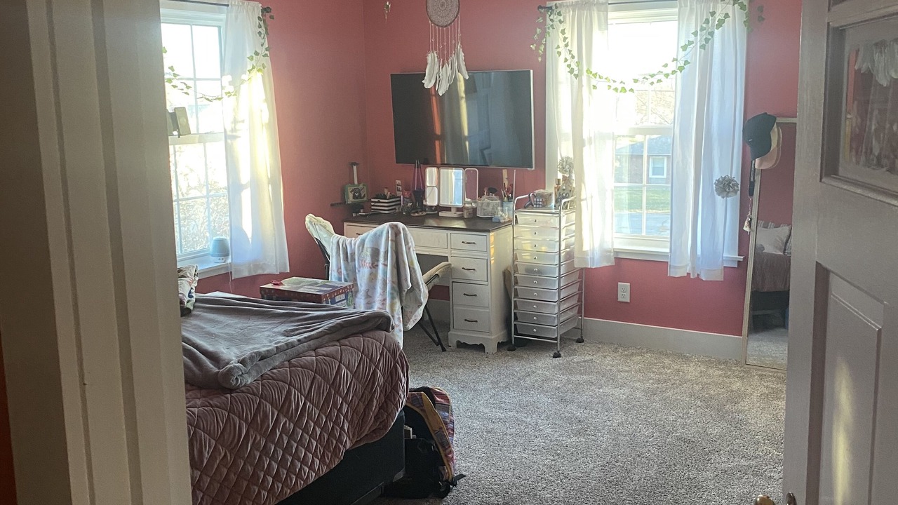 Photo of Bedroom in Maryville