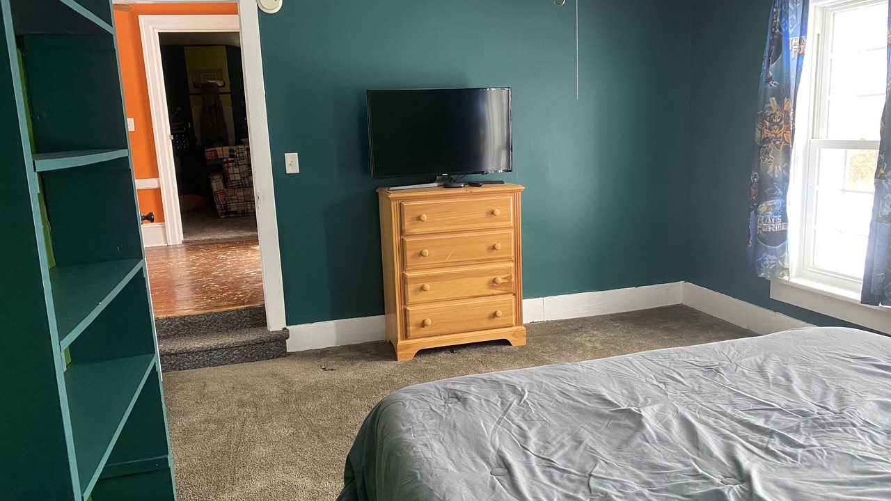 Photo of Bedroom in Maryville
