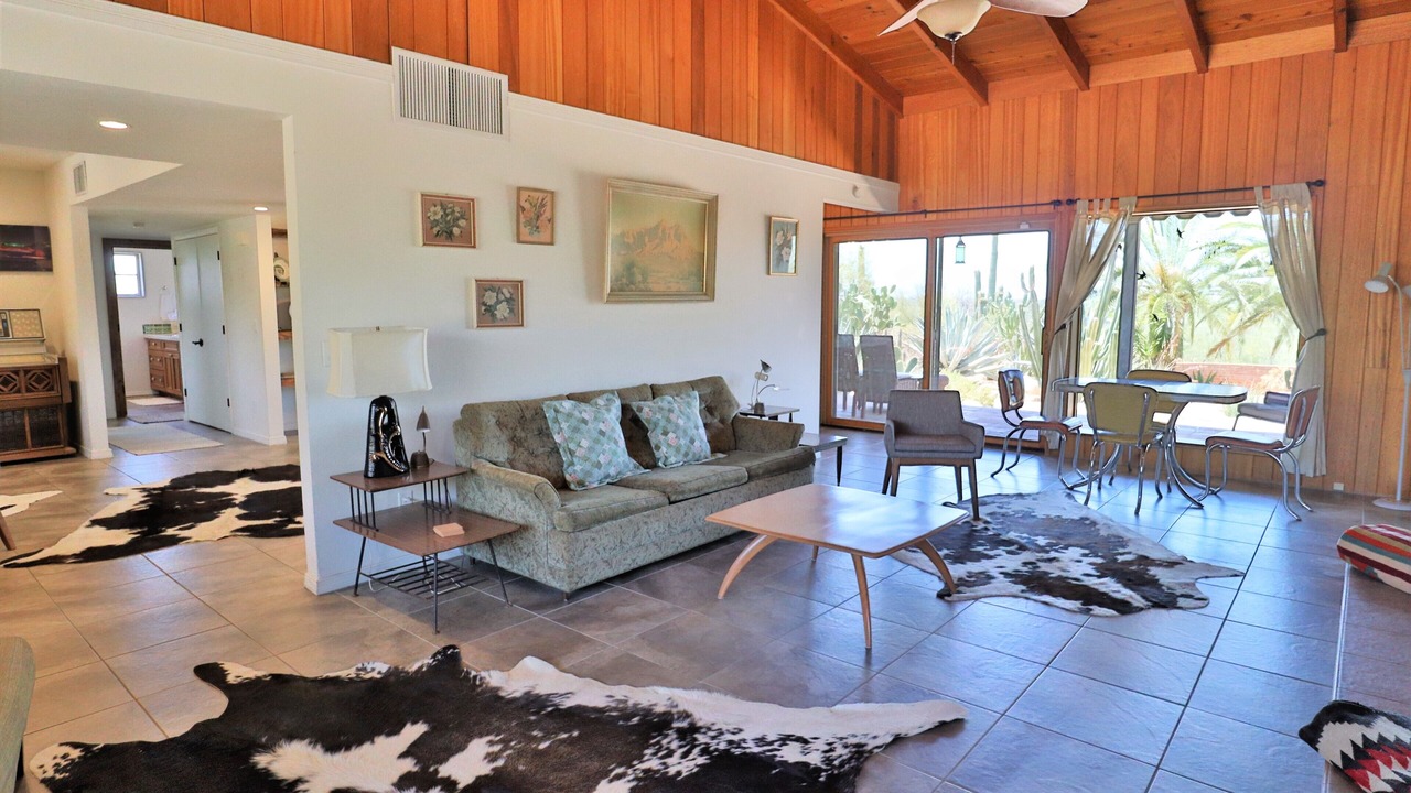 Photo of Livingroom in Catalina Foothills Estates