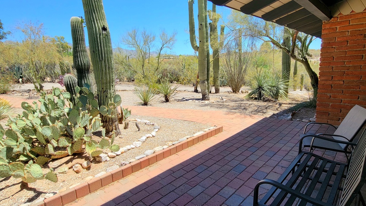 Photo of Patio Balcony in Catalina Foothills Estates
