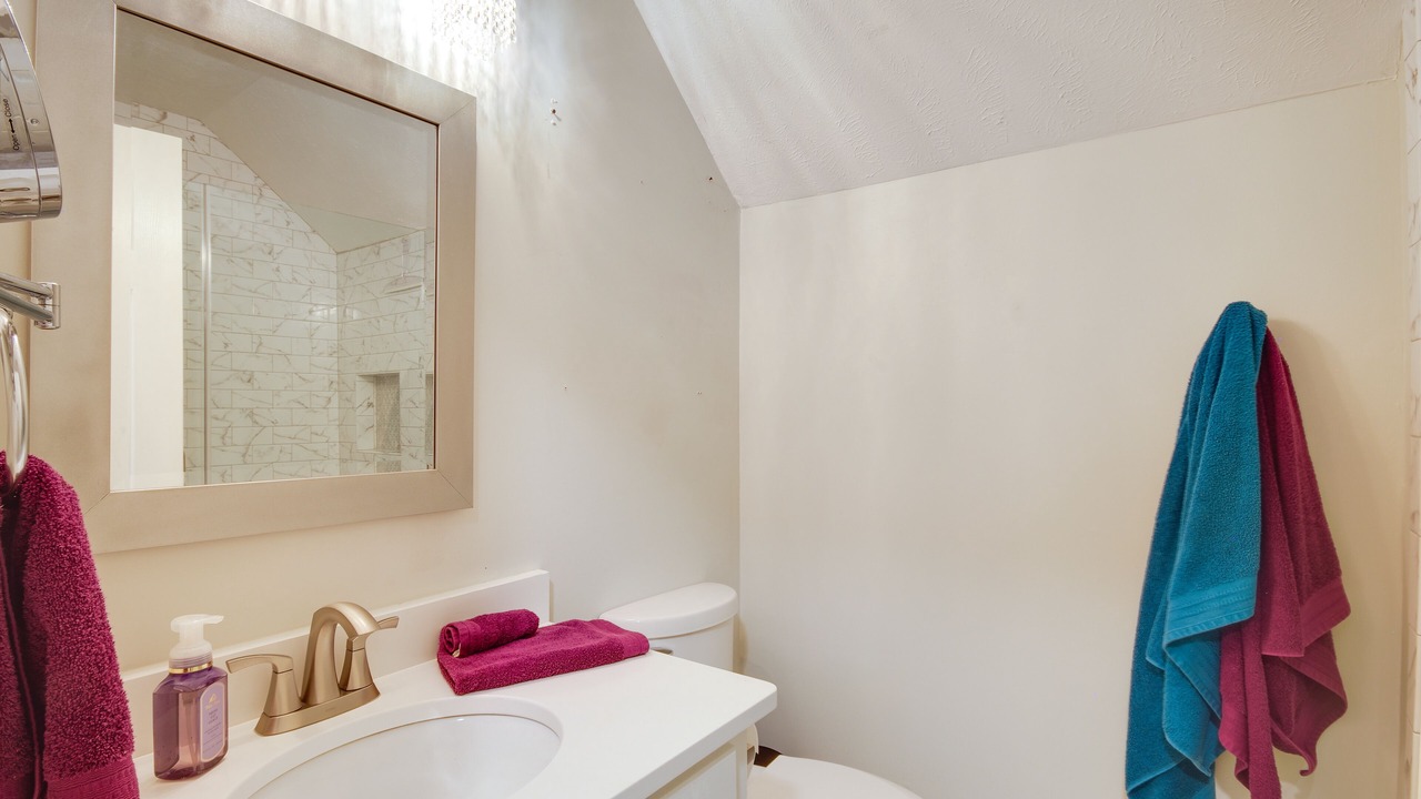 Photo of Bathroom in Tougaloo
