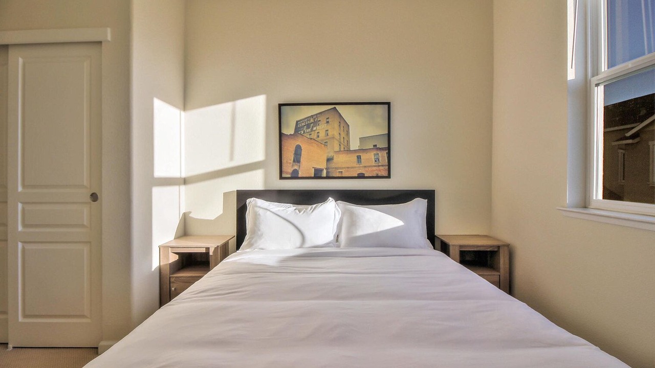 Photo of Bedroom in Newhall