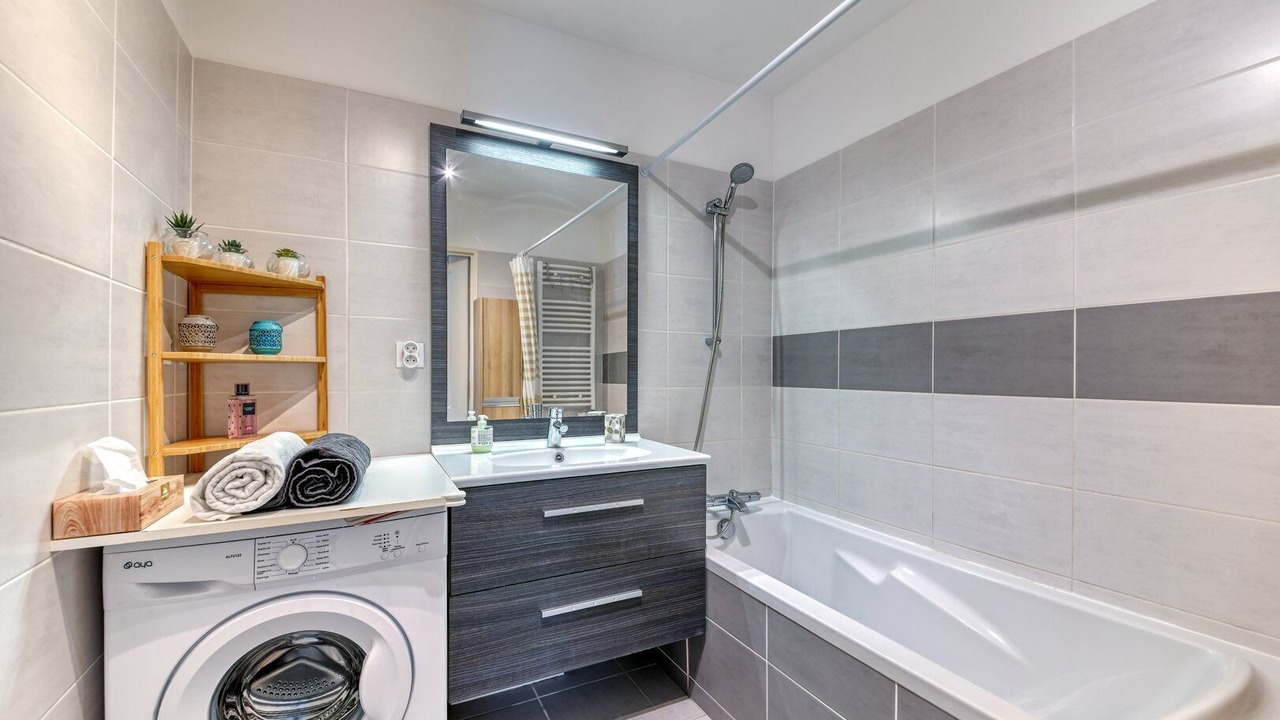 Photo of Bathroom in Part Dieu - Bir Hakeim