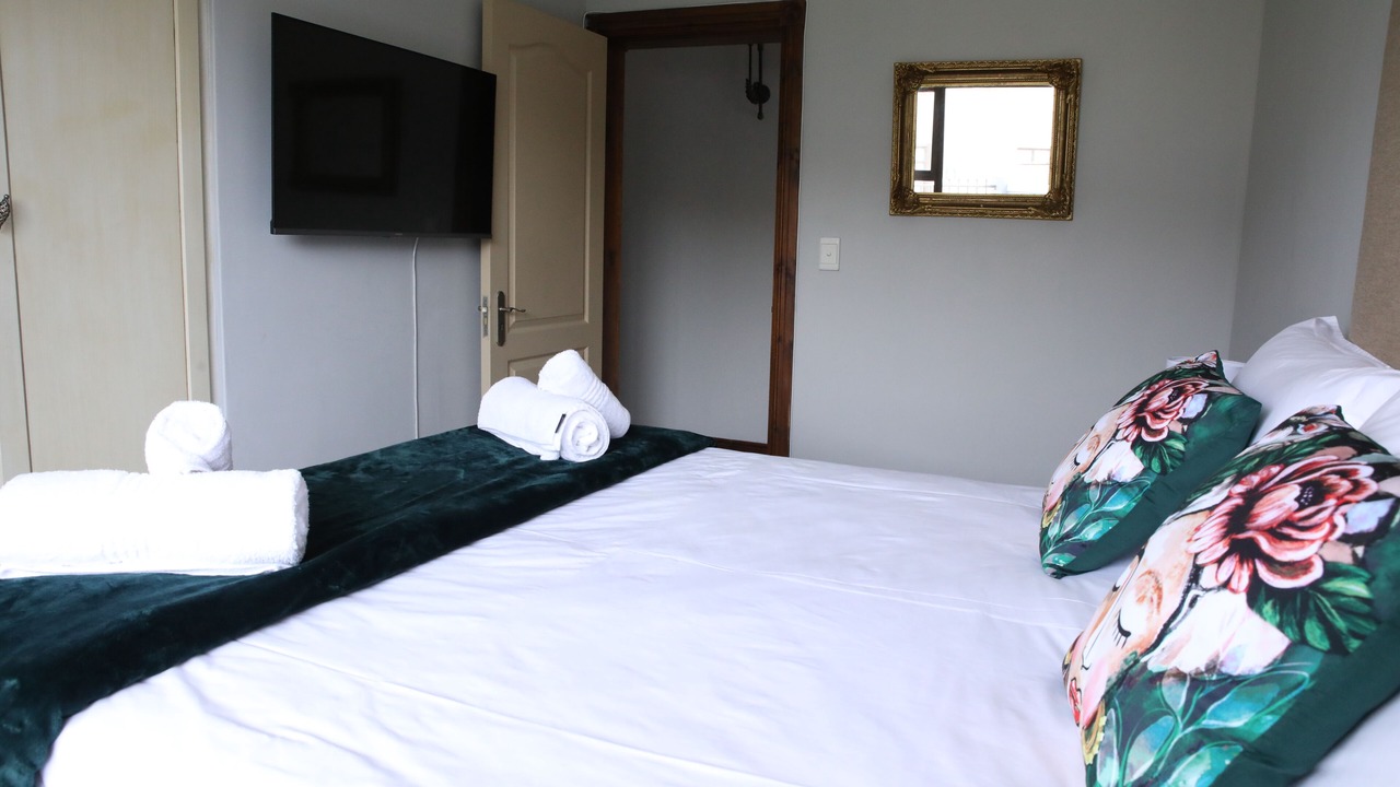 Photo of Bedroom in Big Bay