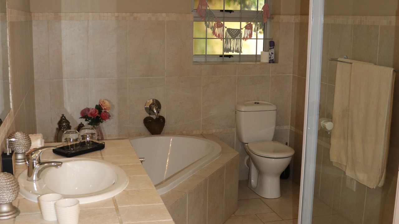 Photo of Bathroom in Mountainside