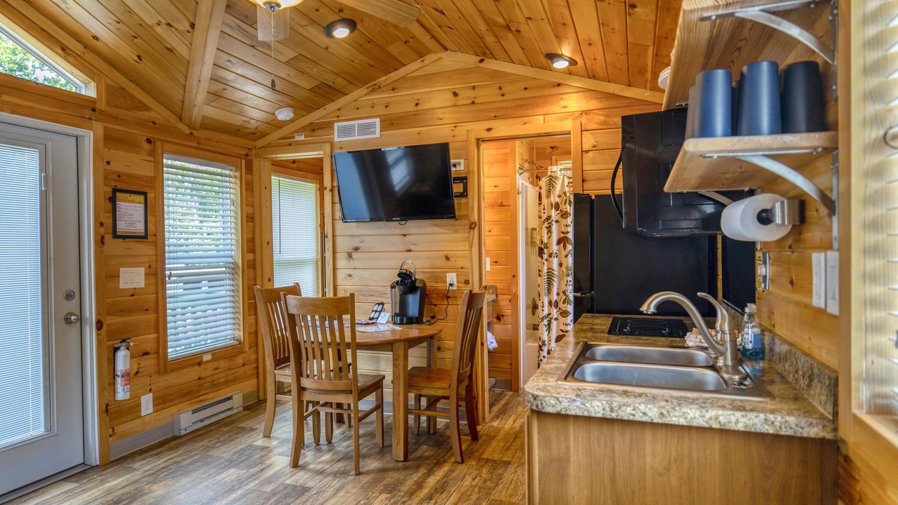 Photo of Livingroom in Dickerson Run