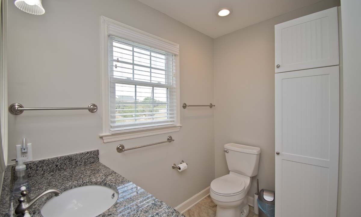 Photo of Bathroom in Atlantic Beach