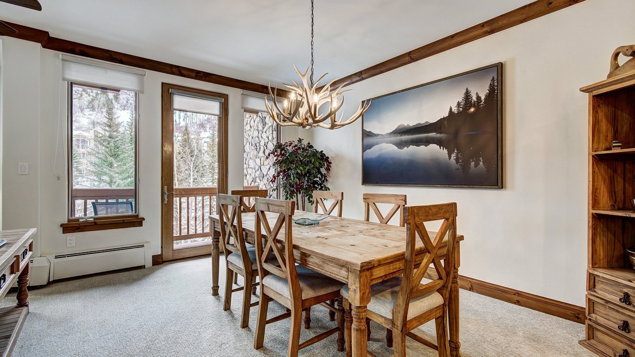Photo of Livingroom in Beaver Creek