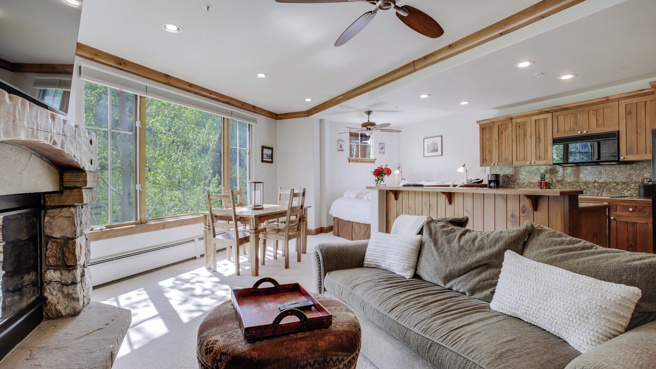 Photo of Livingroom in Beaver Creek