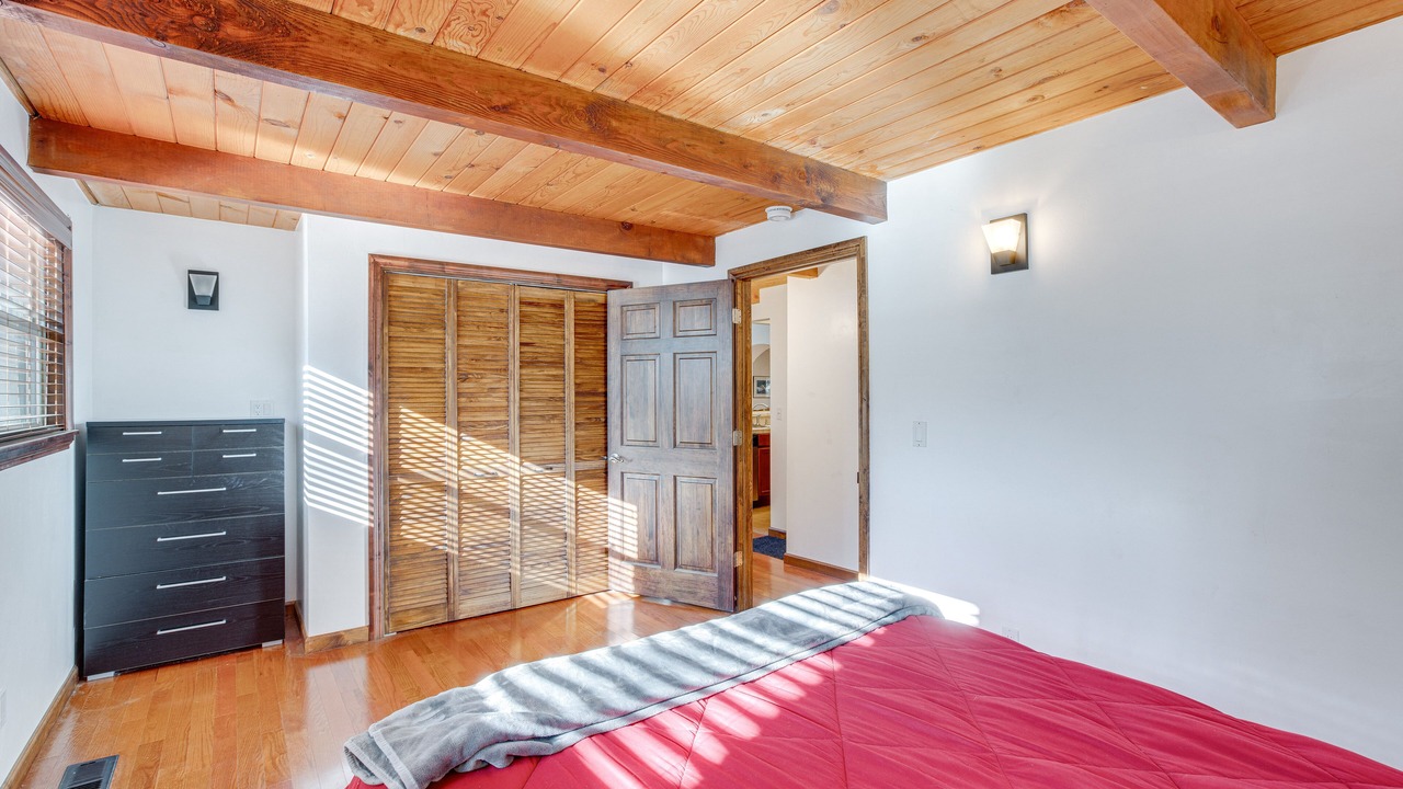 Photo of Bedroom in North Upper Truckee