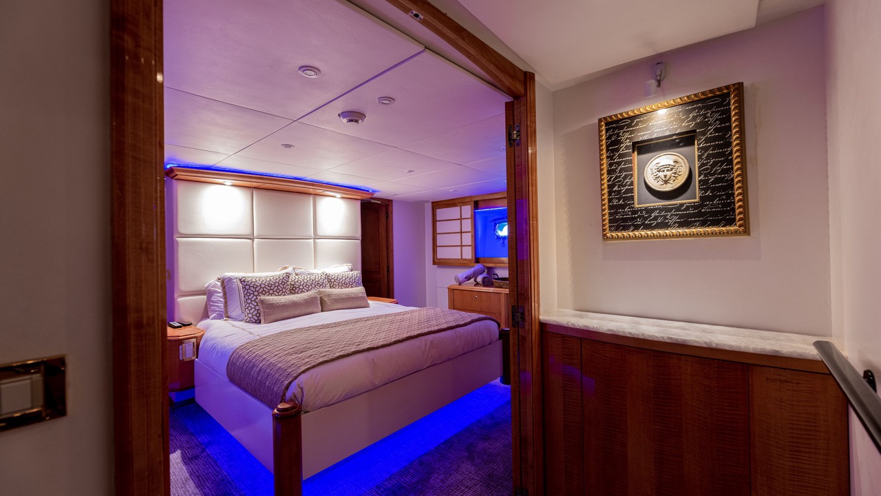 Photo of Bedroom in Ludlam