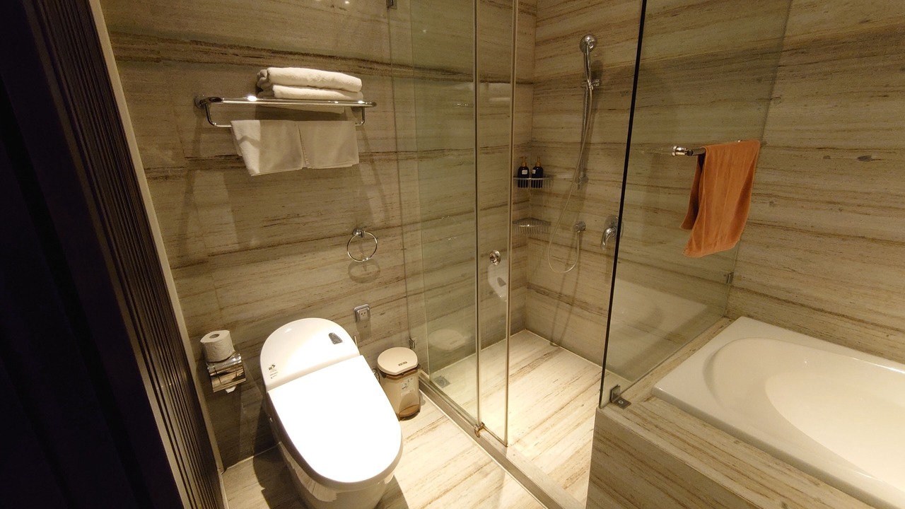Photo of Bathroom in Ba Dinh
