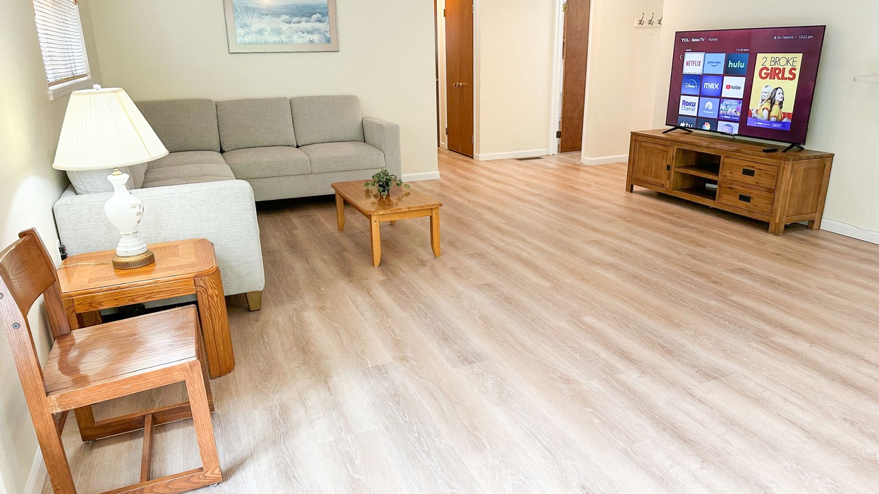 Photo of Livingroom in Central Davis