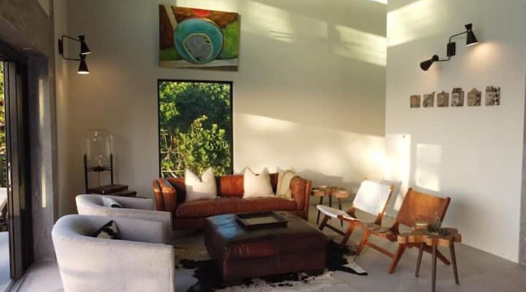 Photo of Livingroom in Bodden Town