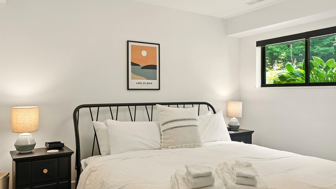 Photo of Bedroom in Baysville