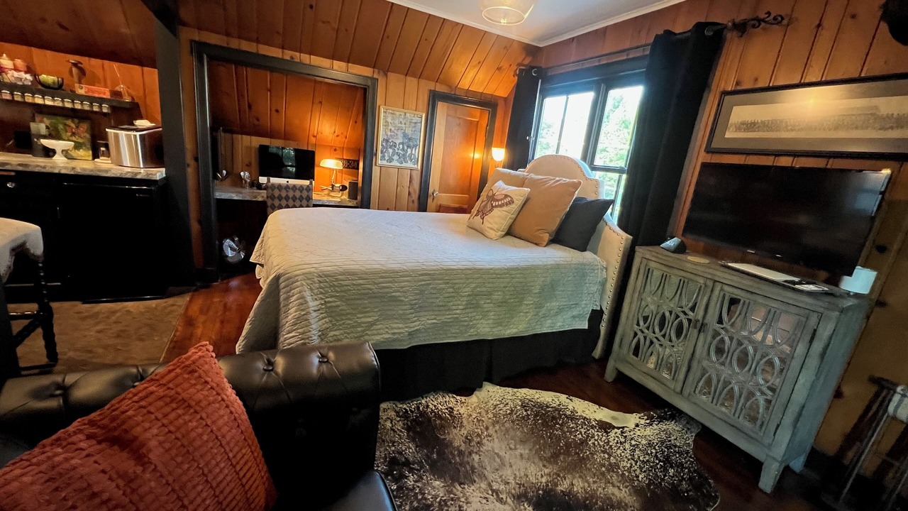Photo of Bedroom in College Hill