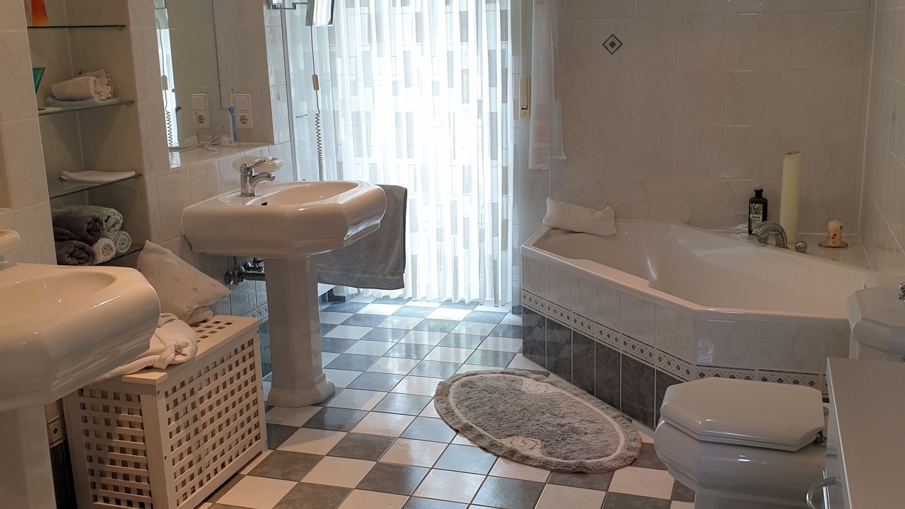 Photo of Bathroom in Kall