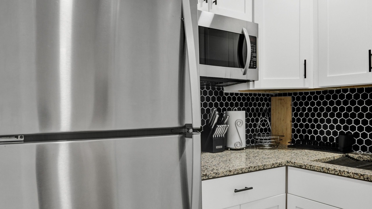 Photo of Kitchen in Golden Glades