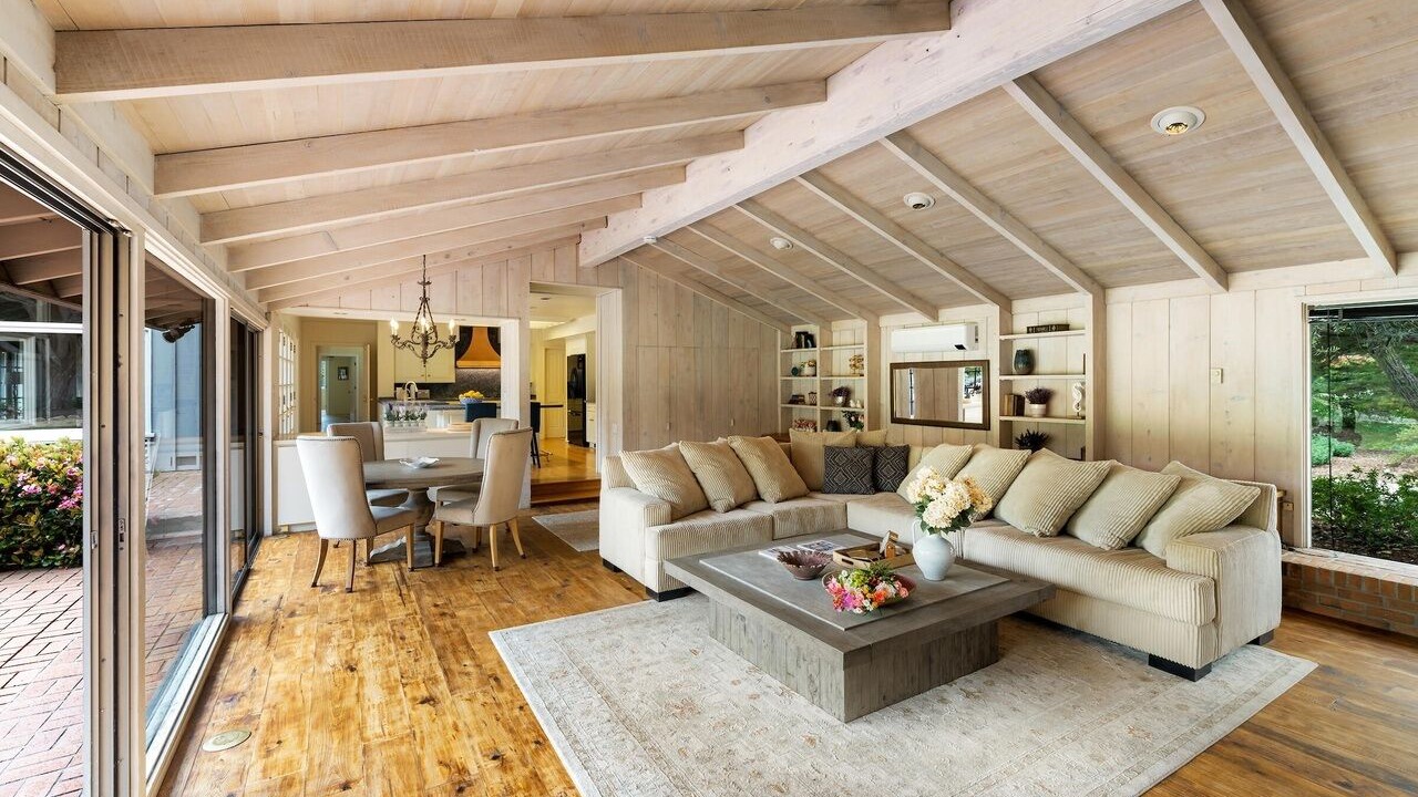 Photo of Livingroom in Hope Ranch