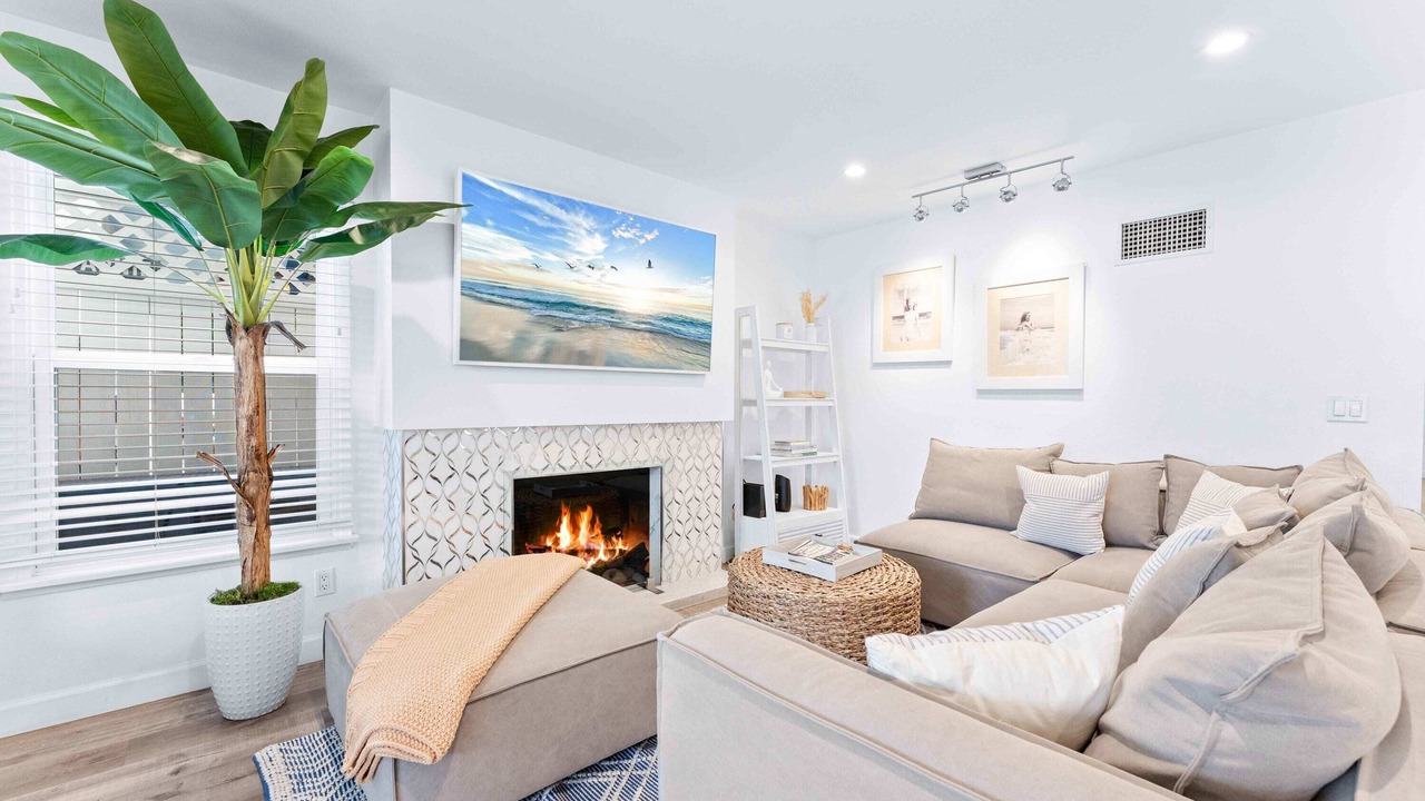 Photo of Livingroom in West Newport