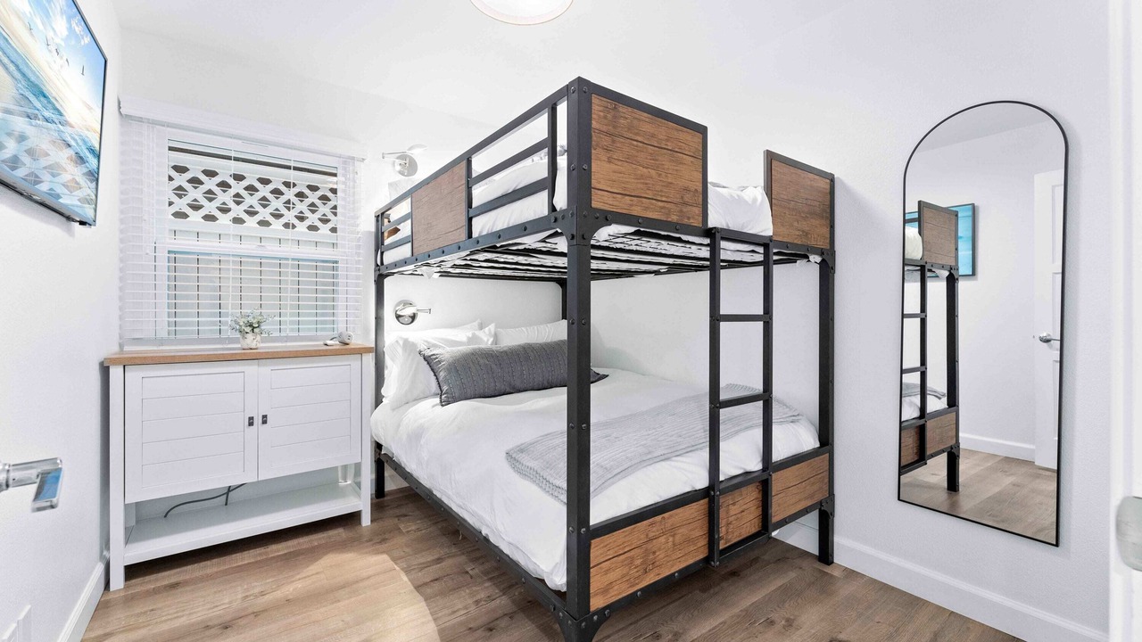 Photo of Bedroom in West Newport