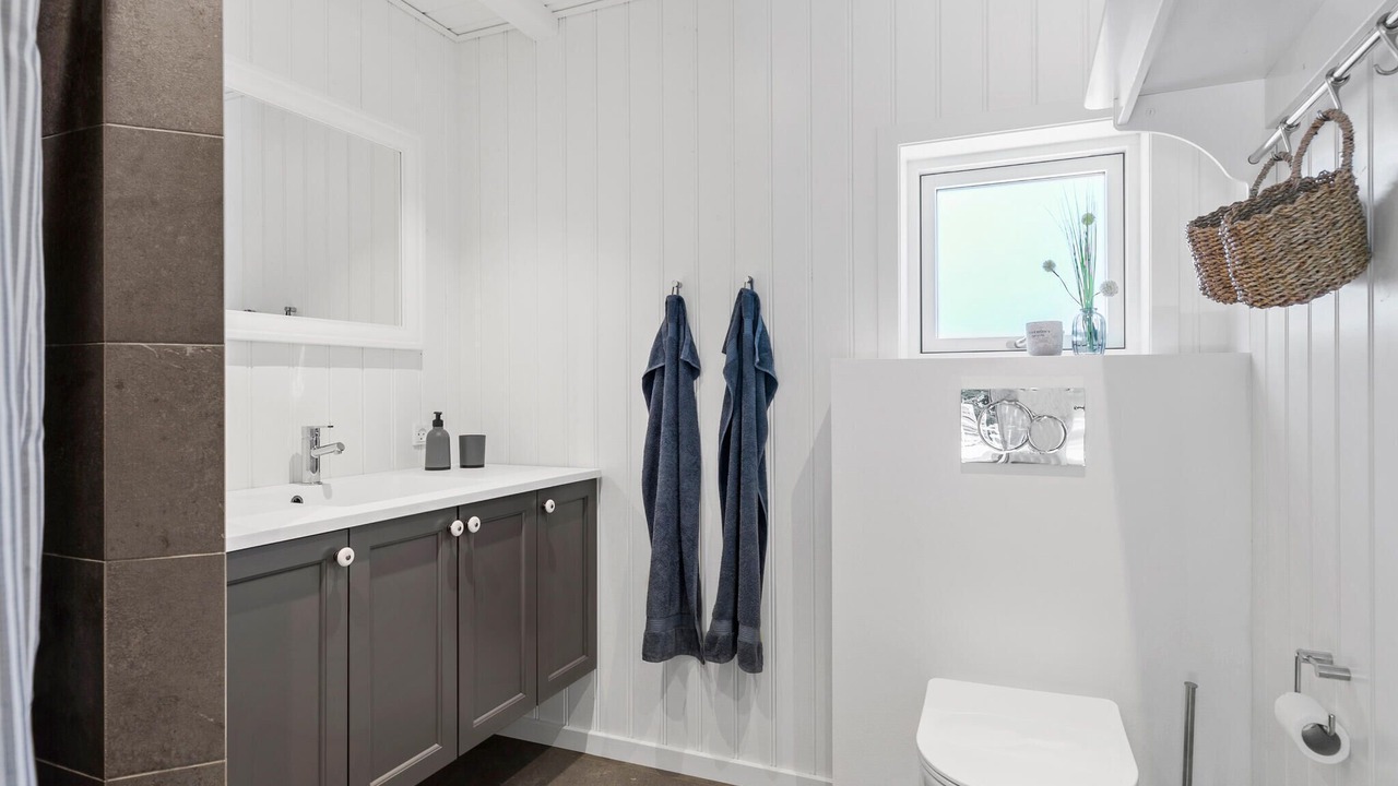 Photo of Bathroom in Aalbaek