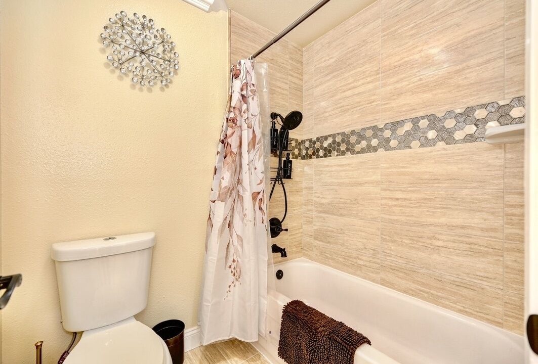 Photo of Bathroom in Southwestern Sacramento