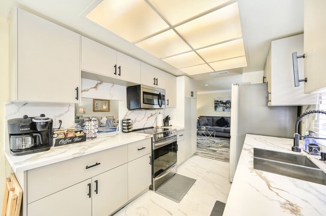 Photo of Kitchen in Southwestern Sacramento