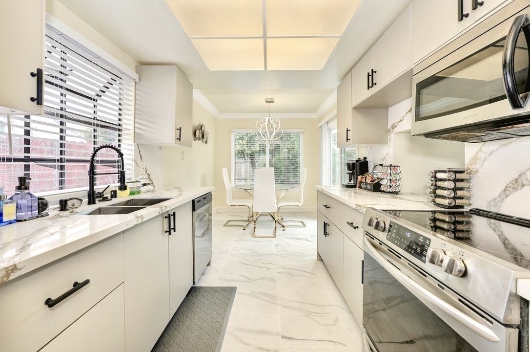 Photo of Kitchen in Southwestern Sacramento
