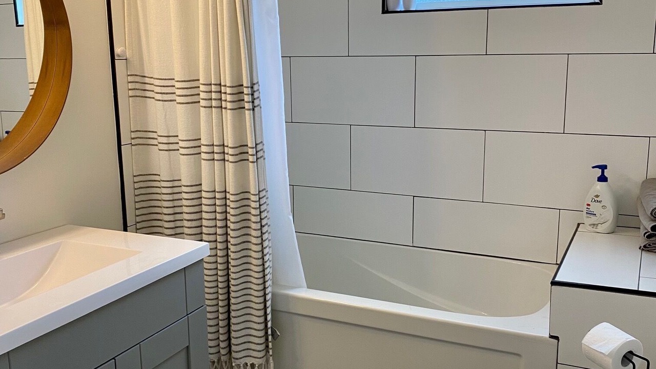 Photo of Bathroom in Mayne Island