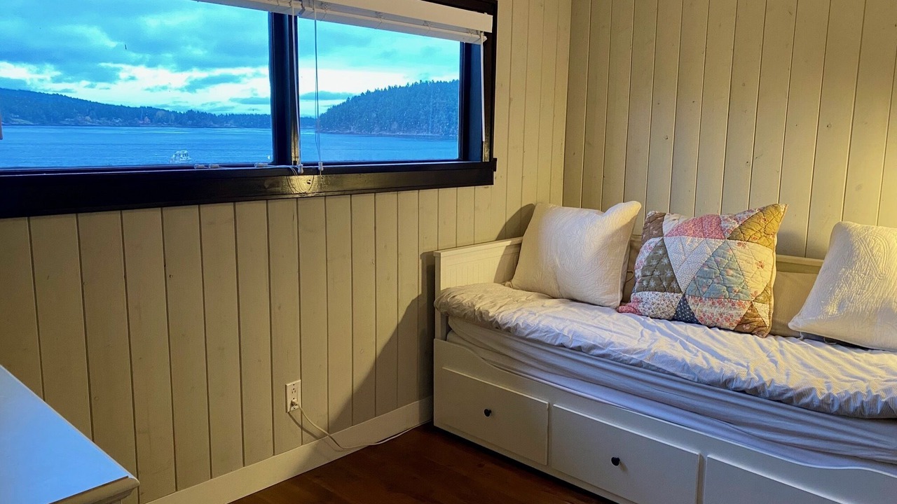 Photo of Others in Mayne Island