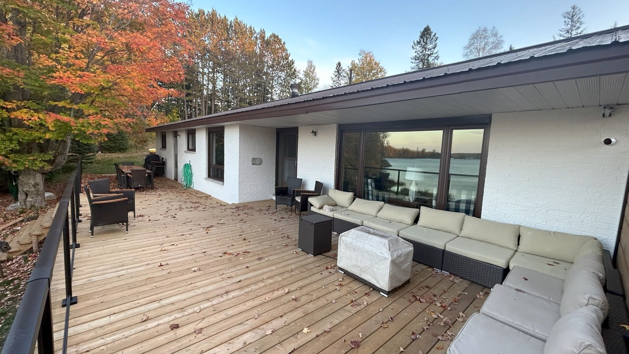 Photo of Patio Balcony in Machar
