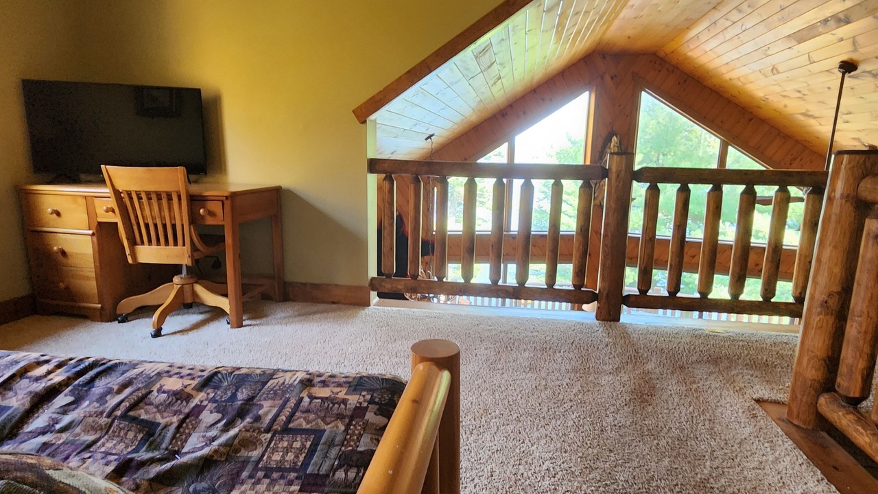 Photo of Bedroom in Eagle River