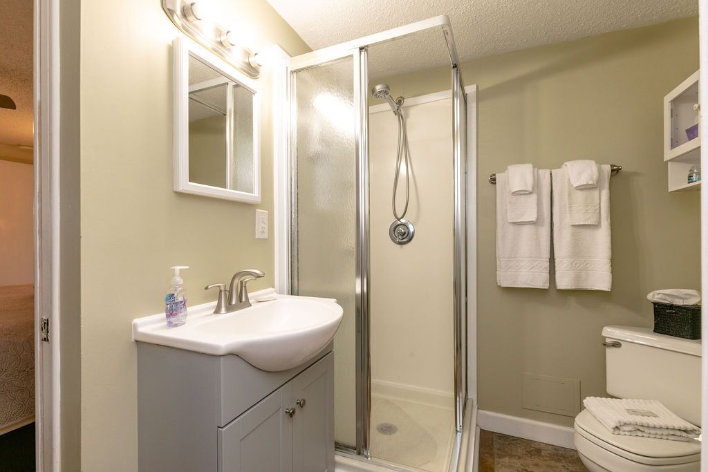 Photo of Bathroom in East End - Valley Street