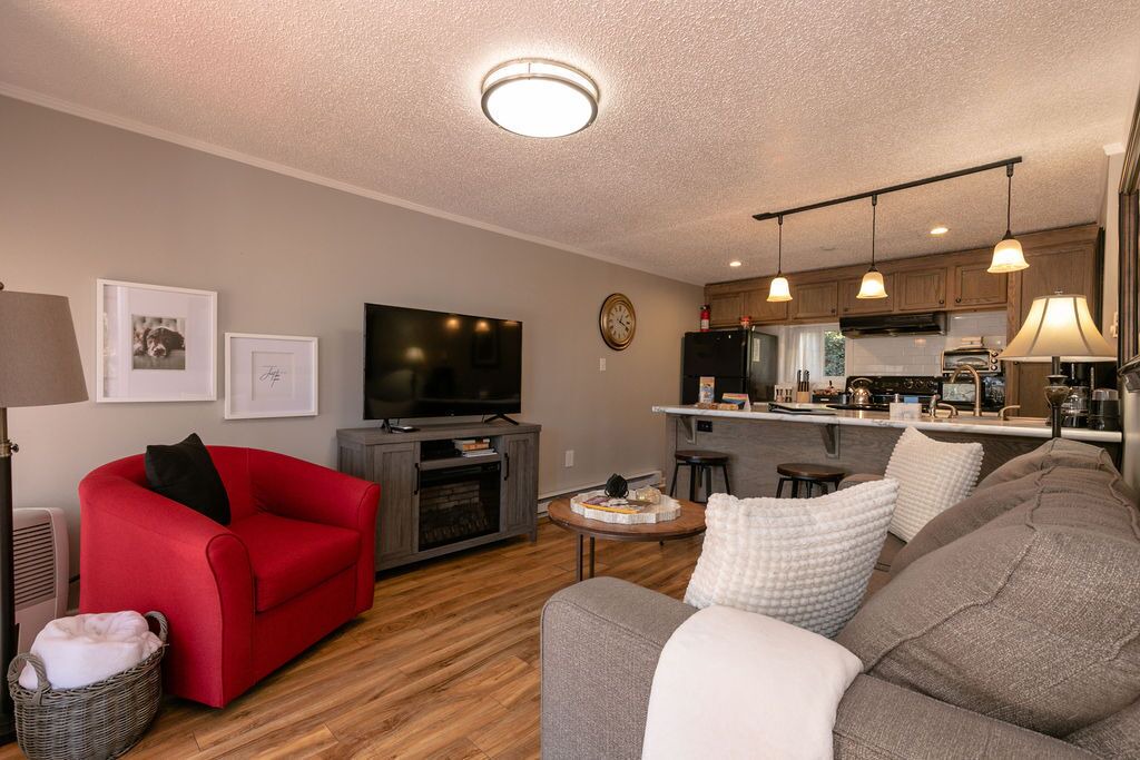 Photo of Livingroom in East End - Valley Street