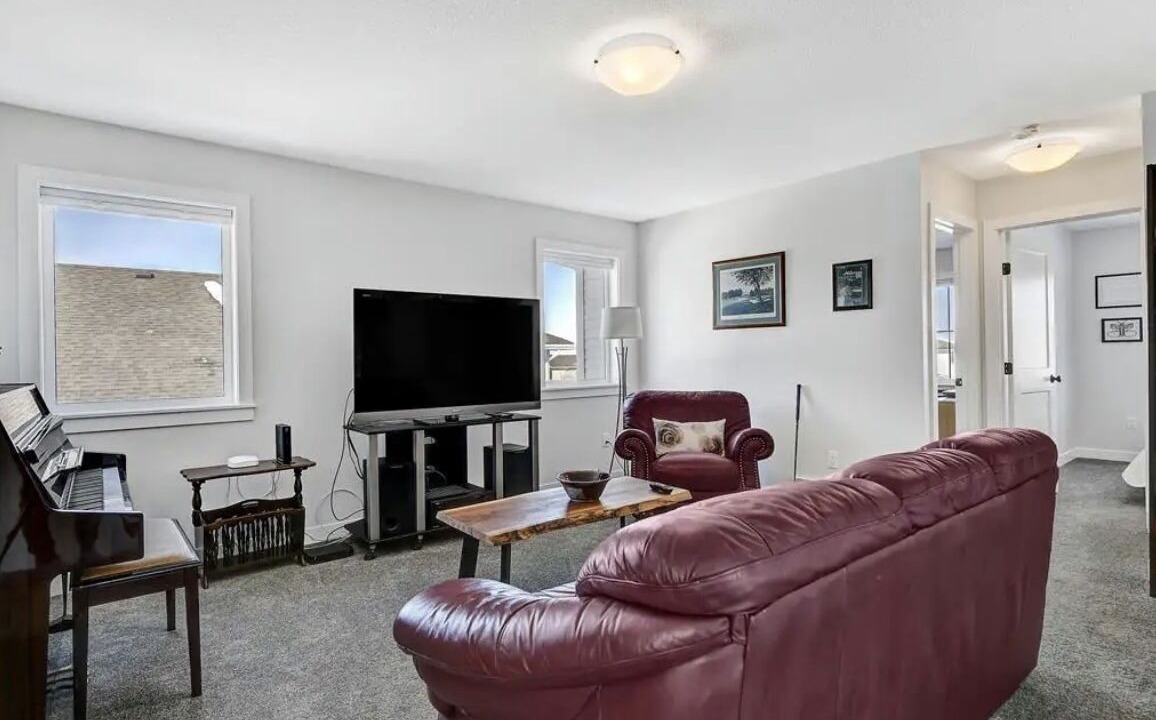 Photo of Livingroom in Clairmont