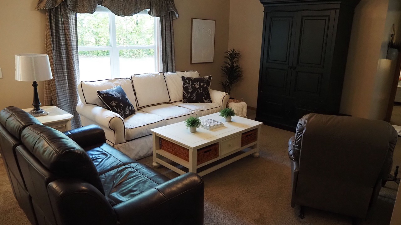 Photo of Livingroom in Thompsonville