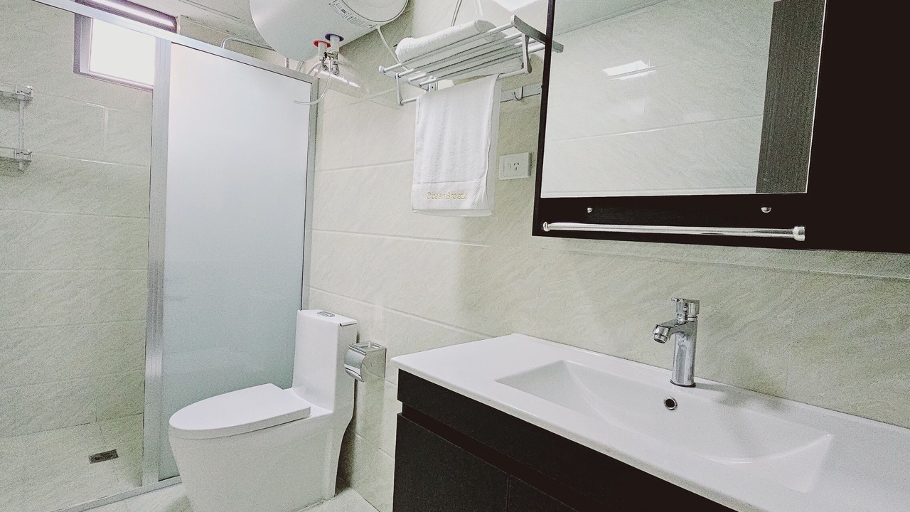 Photo of Bathroom in Wailoloa