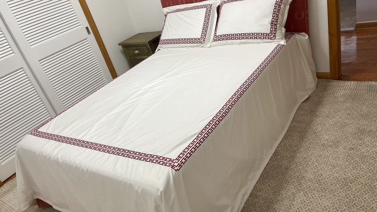 Photo of Bedroom in Murray Hill