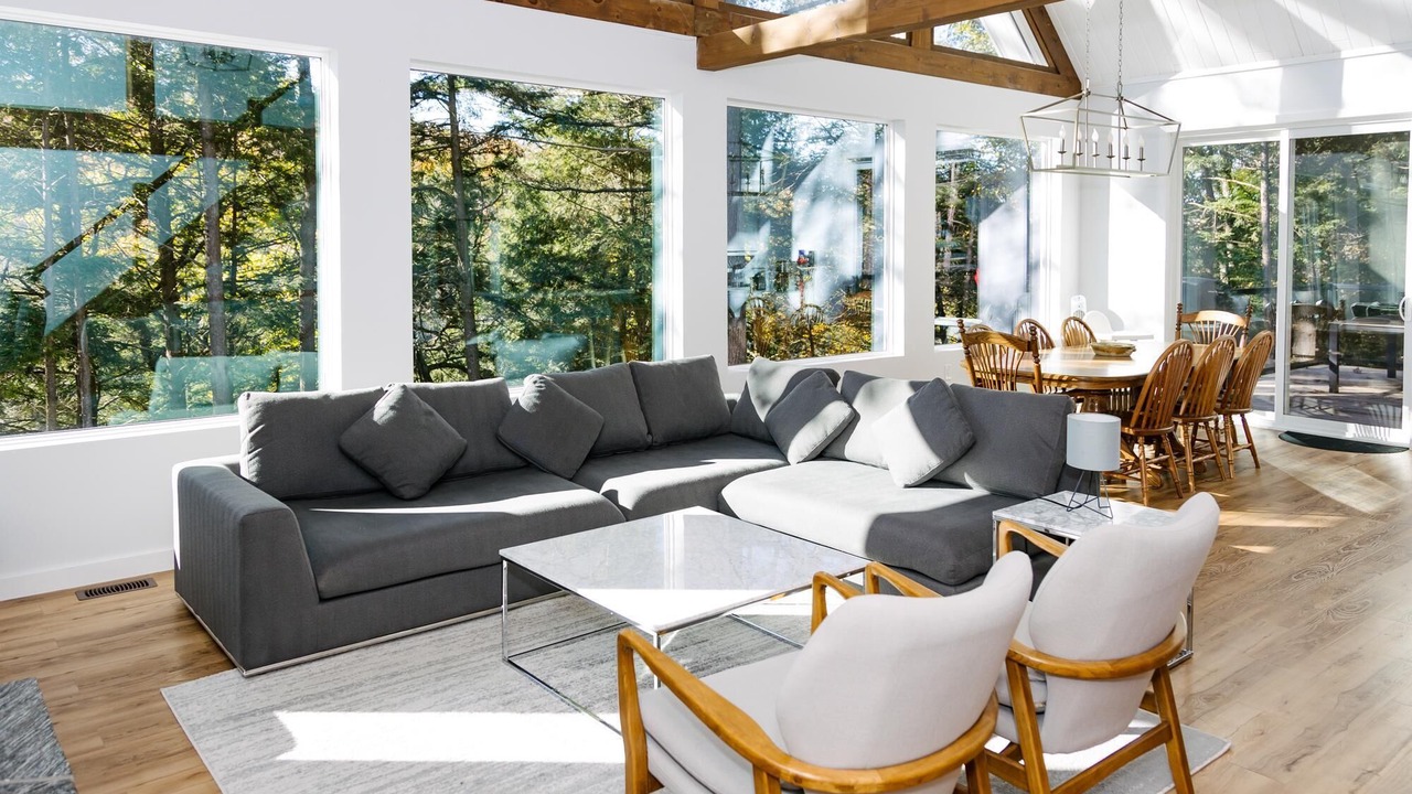 Photo of Livingroom in Dysart et al