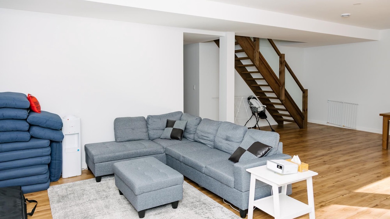 Photo of Livingroom in Dysart et al