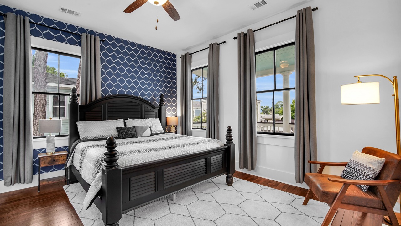 Photo of Bedroom in Metropolitan