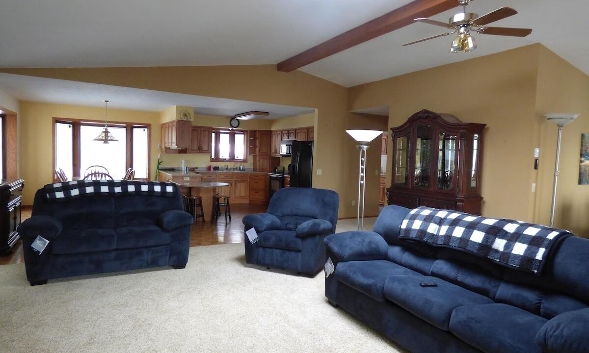 Photo of Livingroom in Battle Lake