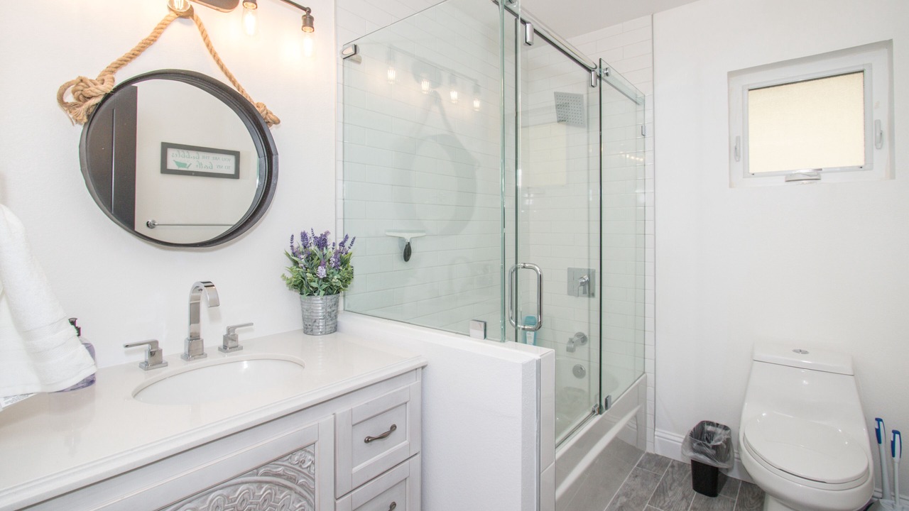 Photo of Bathroom in Pacifica