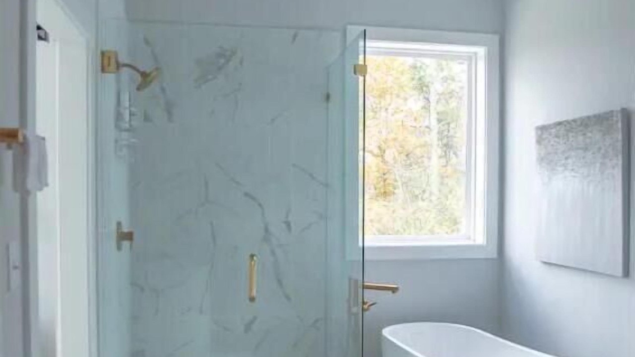 Photo of Bathroom in Woodfin