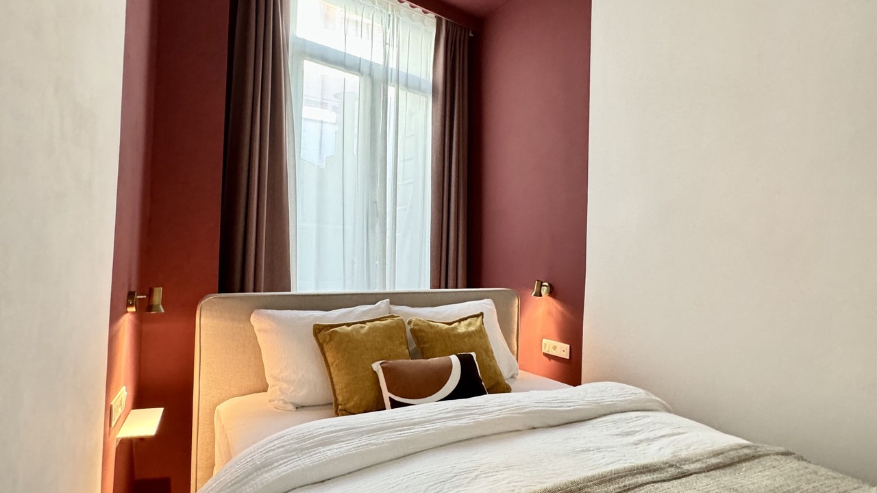 Photo of Bedroom in University District