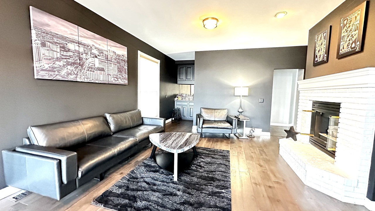 Photo of Livingroom in Williamsburg