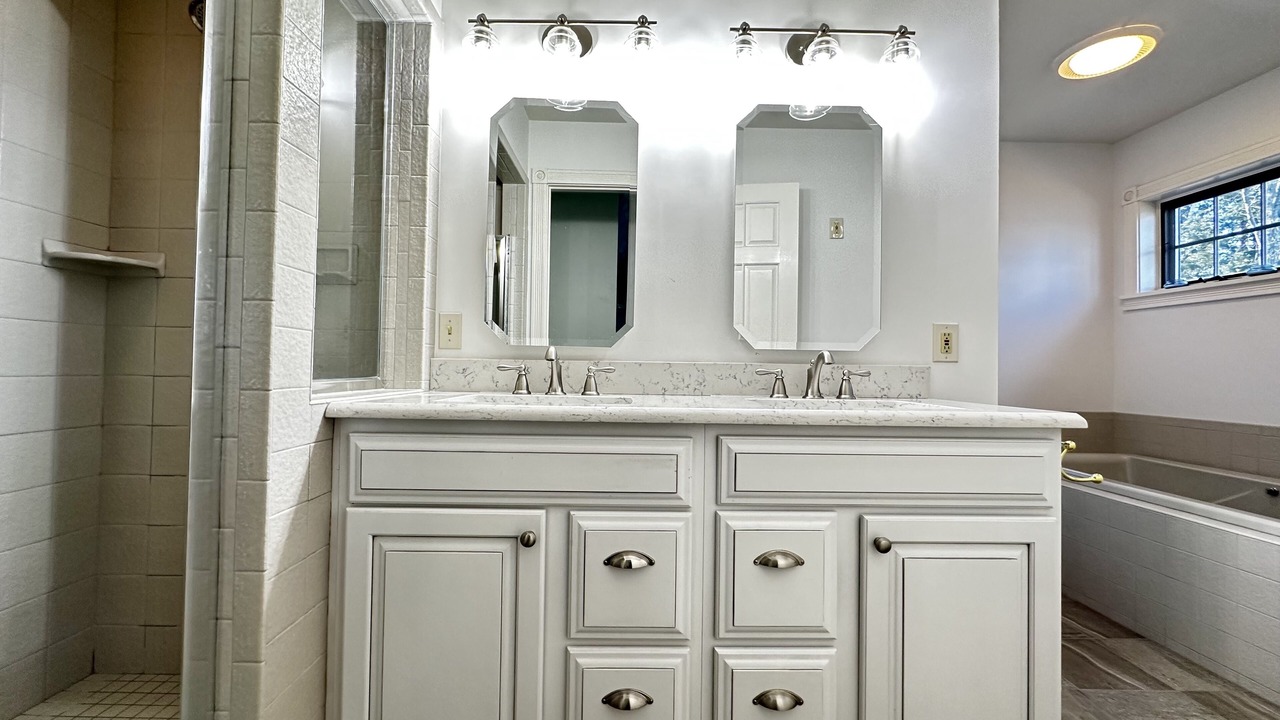 Photo of Bathroom in Williamsburg