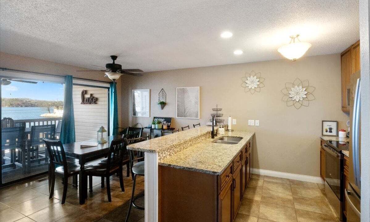 Photo of Kitchen in Lake of the Ozarks